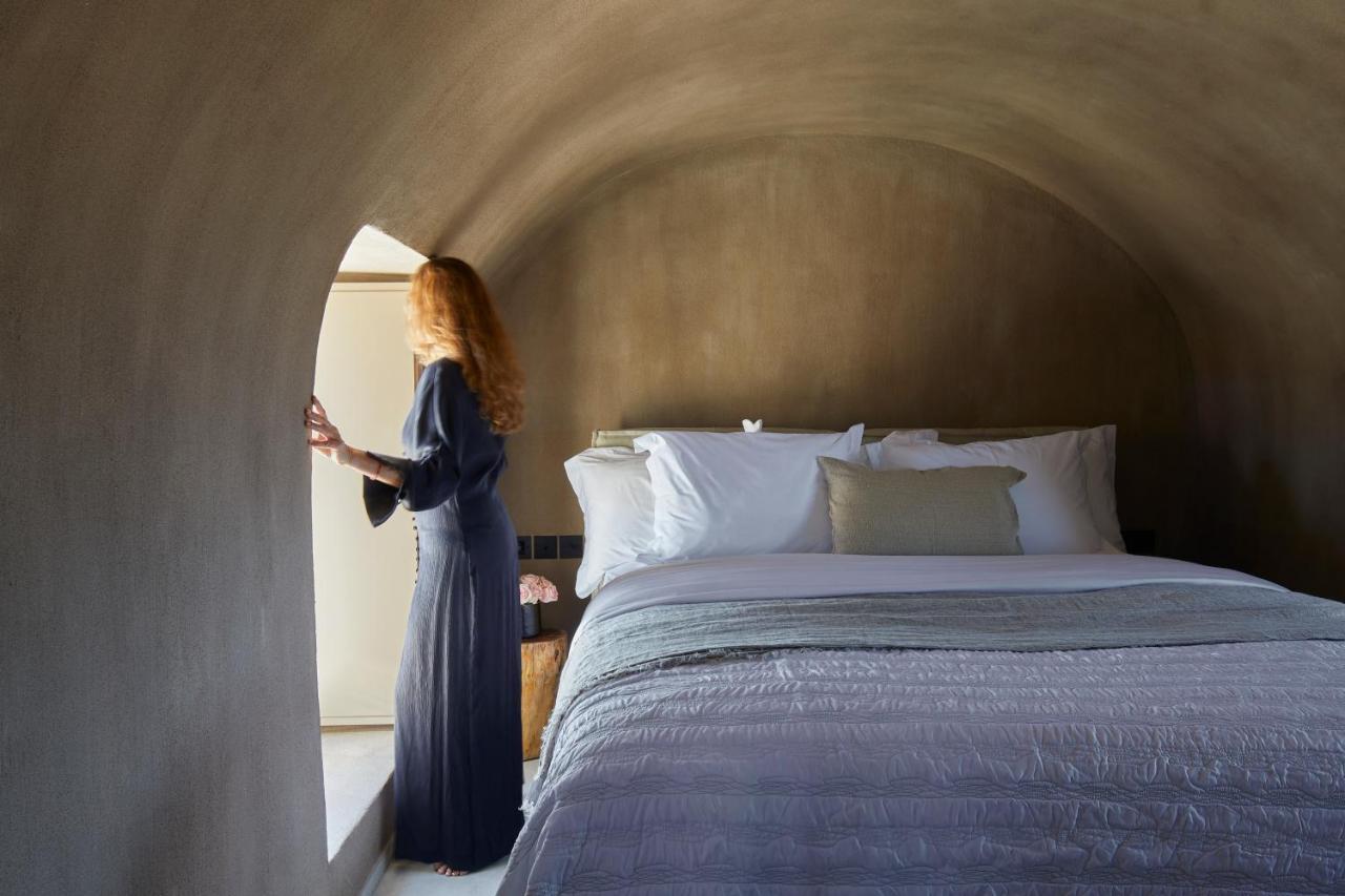 Santorini Sky, The Lodge Пиргос Экстерьер фото
