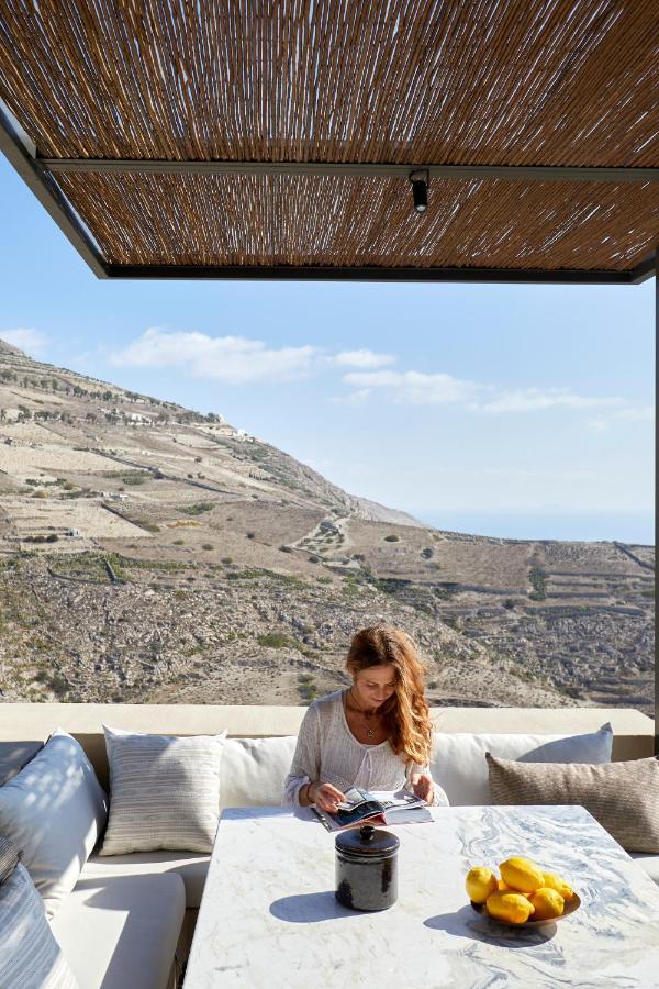 Santorini Sky, The Lodge Пиргос Экстерьер фото