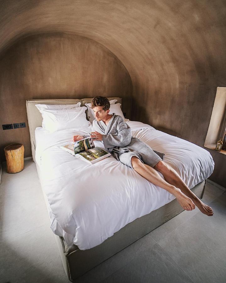 Santorini Sky, The Lodge Пиргос Экстерьер фото