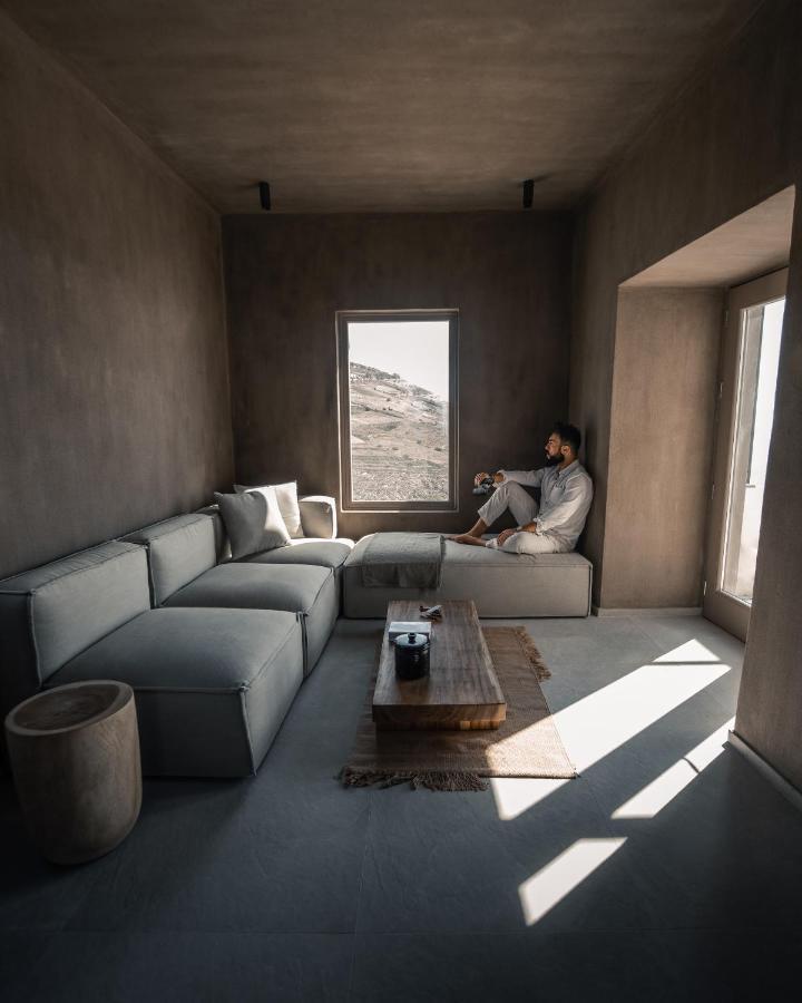 Santorini Sky, The Lodge Пиргос Экстерьер фото