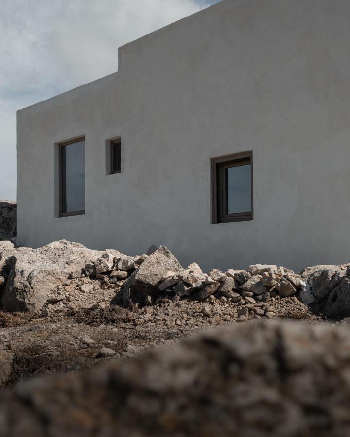 Santorini Sky, The Lodge Пиргос Экстерьер фото