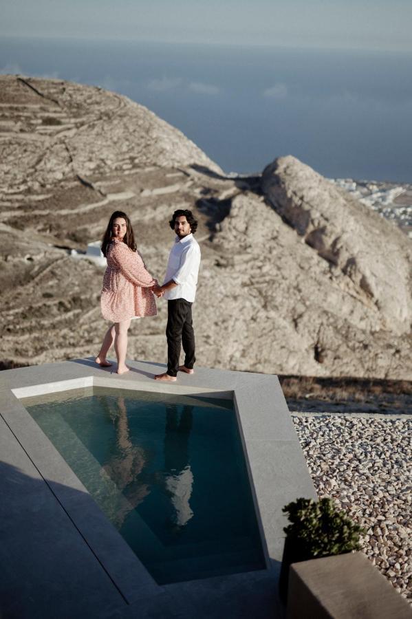 Santorini Sky, The Lodge Пиргос Экстерьер фото